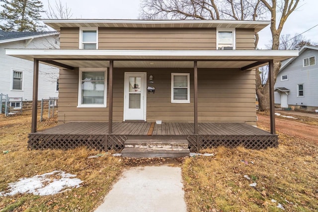 view of front facade with covered porch