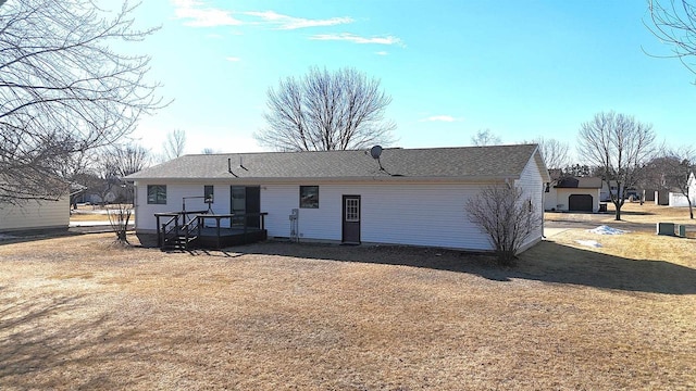 view of front of home featuring a wooden deck