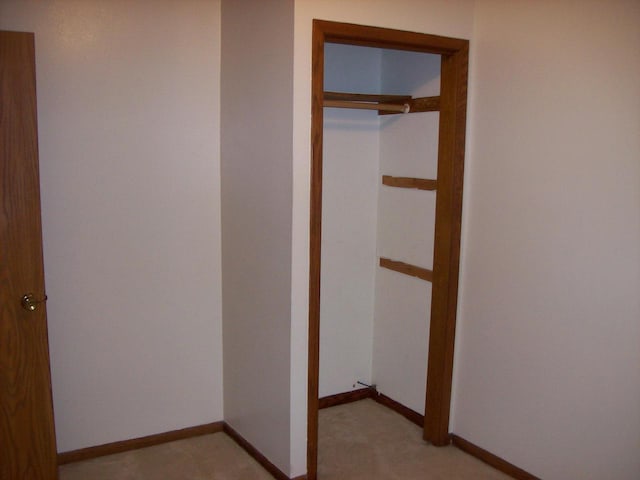 800 Thompson St, Portage, WI 53901 - unfurnished bedroom featuring light carpet and a closet