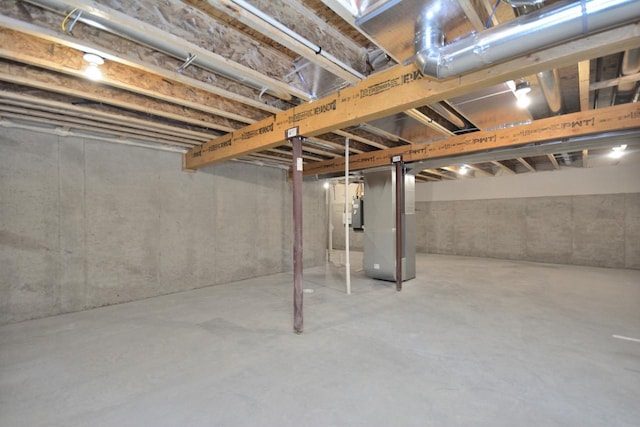 W198N5372 Boxwood Blvd, Menomonee Falls, WI 53051 - unfinished below grade area featuring heating unit