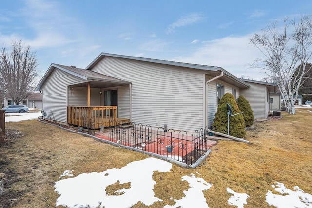 view of side of property featuring a patio