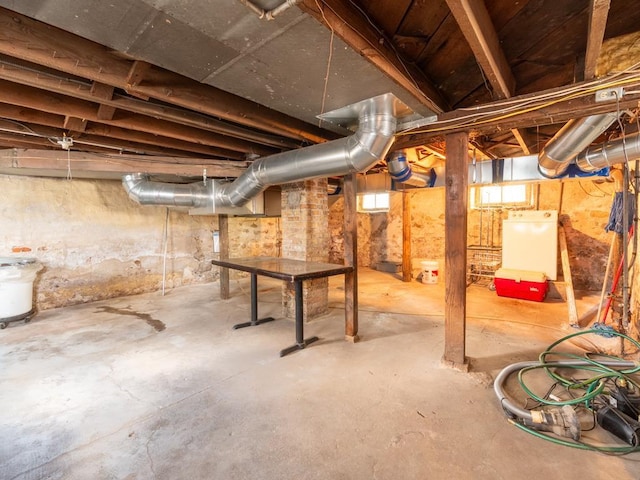 basement featuring washer / clothes dryer