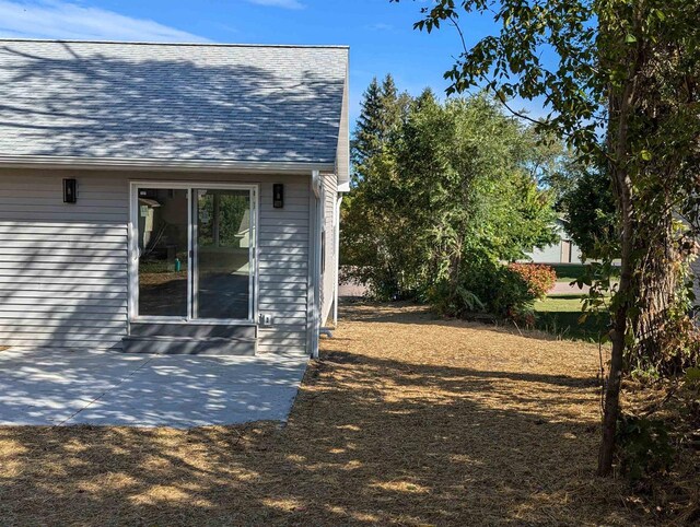 E11617 Pen-Marc Ct, Baraboo, WI 53913 - view of yard with entry steps and a patio