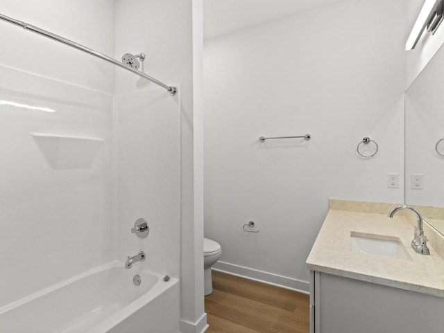 4163 E Hemlock Dr Unit 106, Oak Creek, WI 53154