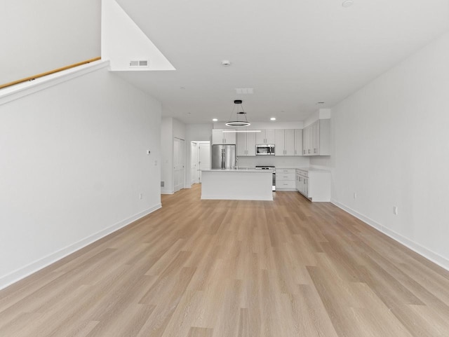 4163 E Hemlock Dr Unit 106, Oak Creek, WI 53154