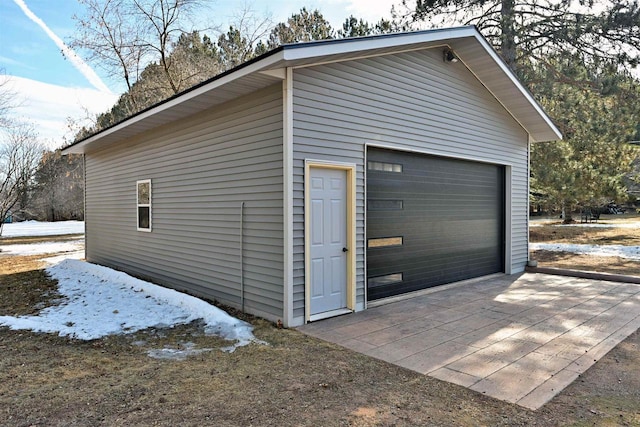 view of detached garage