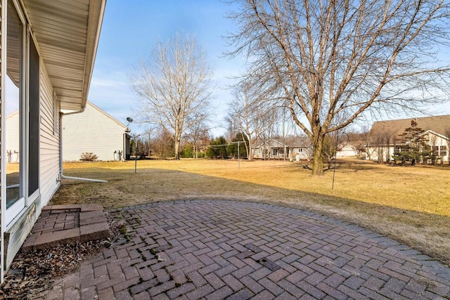 view of yard featuring a patio area