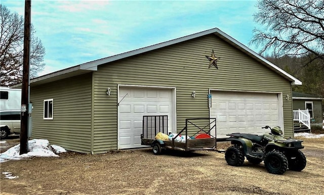 view of detached garage