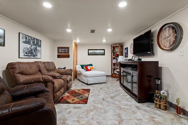 living room featuring ornamental molding, recessed lighting, visible vents, and baseboards