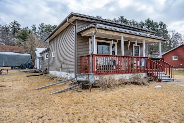 view of front of house featuring a porch