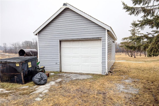 view of detached garage