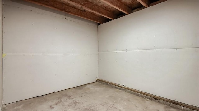 view of unfinished basement