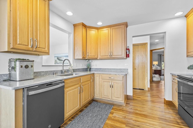 kitchen with stainless steel electric range oven, light wood finished floors, recessed lighting, a sink, and dishwasher