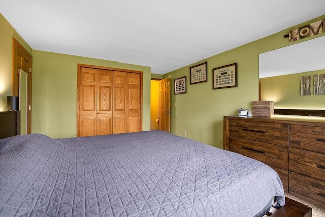 bedroom featuring a closet