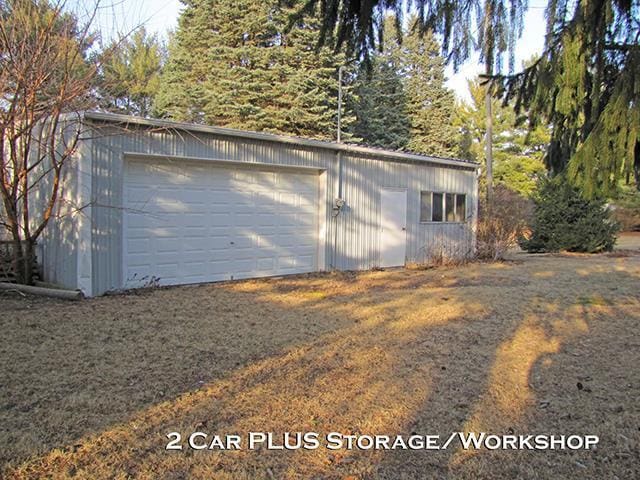 872 Northside Dr, Platteville, WI 53818 - view of detached garage