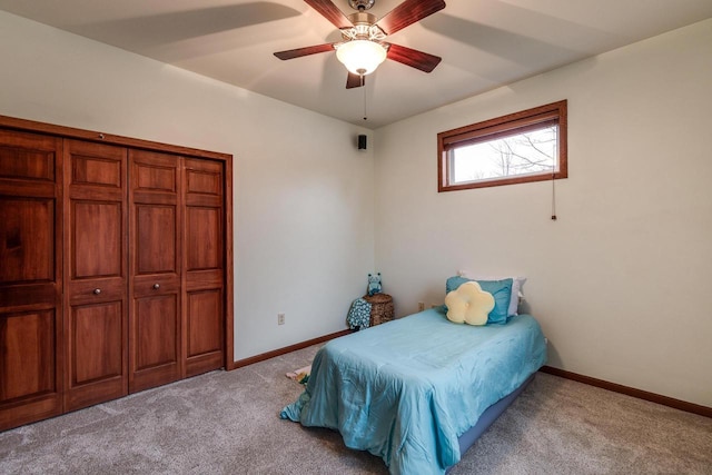 bedroom featuring carpet floors, ceiling fan, and baseboards