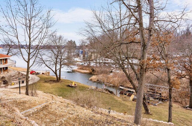 view of yard with a water view