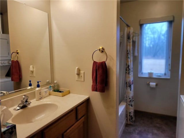 bathroom with shower / bath combo and vanity