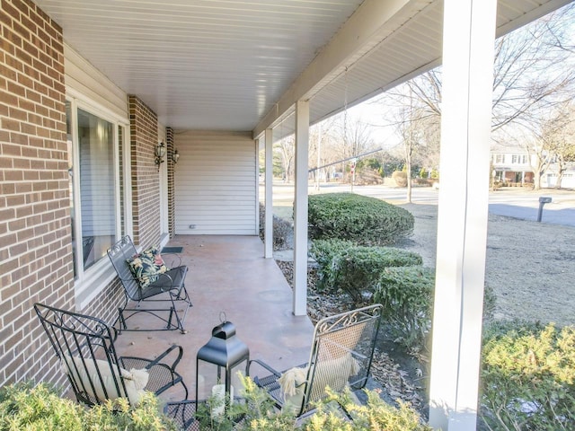 view of patio / terrace with covered porch