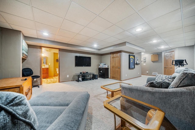 living room featuring carpet, visible vents, baseboards, and recessed lighting