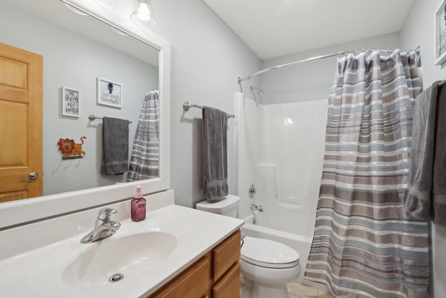 full bath with shower / bath combo with shower curtain, toilet, and vanity