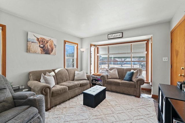 living area with baseboards