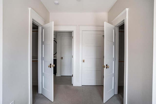 unfurnished bedroom featuring carpet flooring