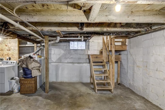 basement featuring washing machine and dryer