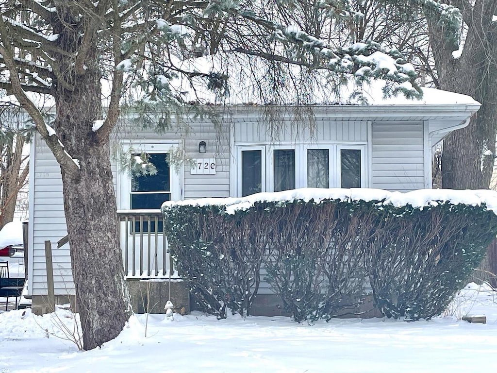 view of front of home featuring board and batten siding