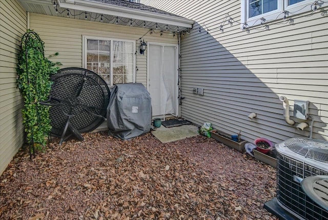 entrance to property with cooling unit