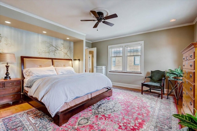 bedroom with baseboards, a ceiling fan, wood finished floors, crown molding, and recessed lighting