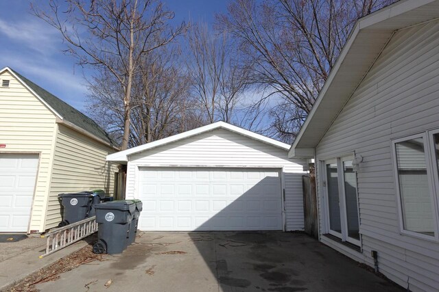 view of detached garage