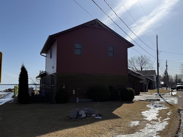 view of side of property