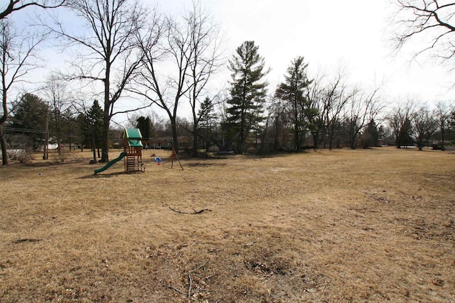 view of yard with playground community