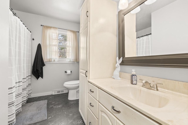 full bath featuring visible vents, baseboards, toilet, and vanity