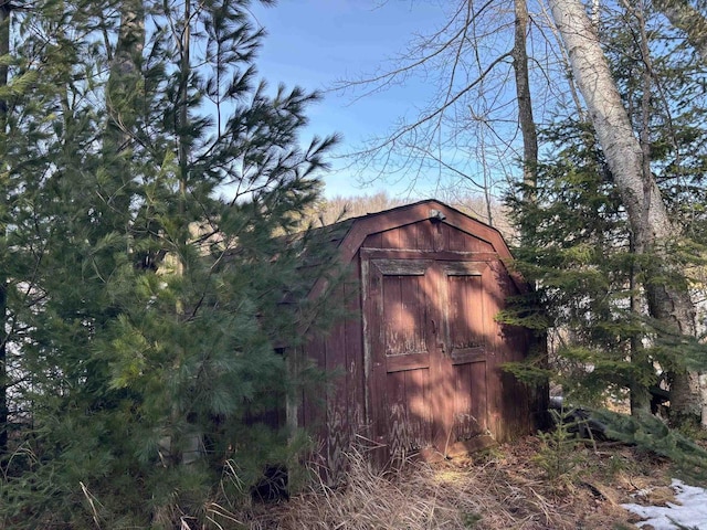 view of outbuilding featuring an outbuilding