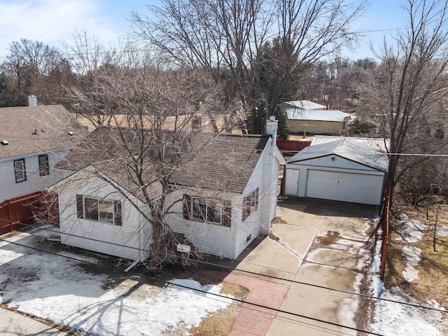 view of front of property featuring an outbuilding and a detached garage