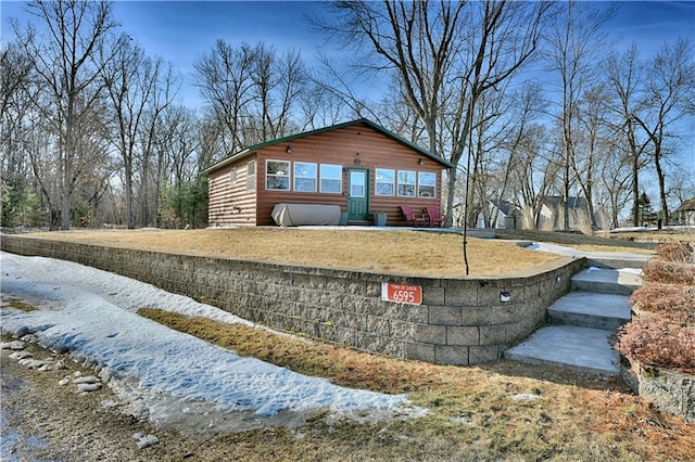 view of front of property