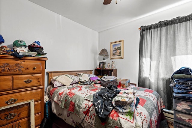 bedroom featuring a ceiling fan