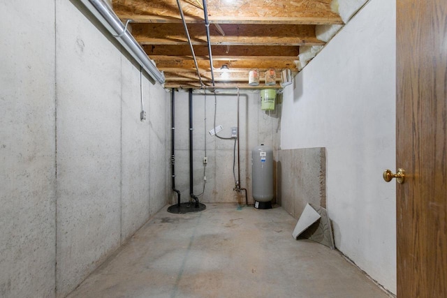 view of unfinished basement