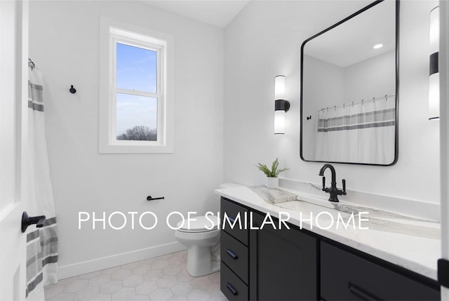 full bath featuring vanity, baseboards, curtained shower, tile patterned floors, and toilet