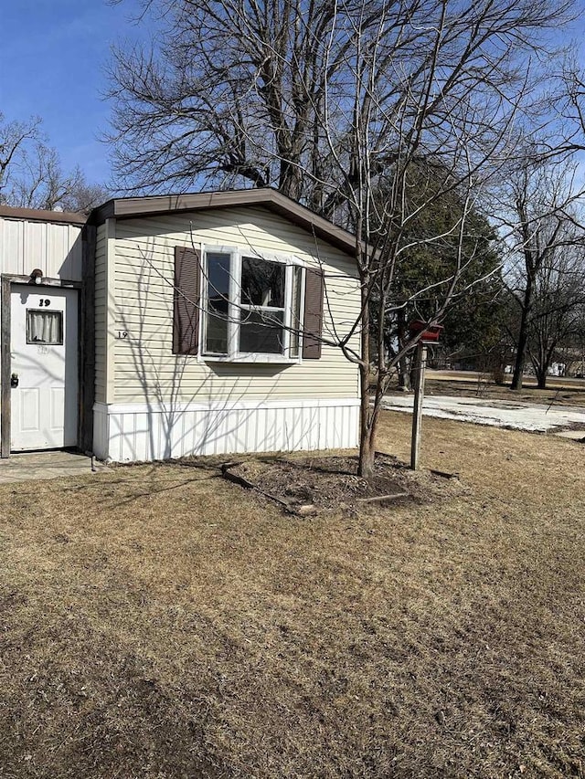 view of property exterior