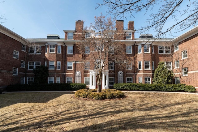 view of building exterior