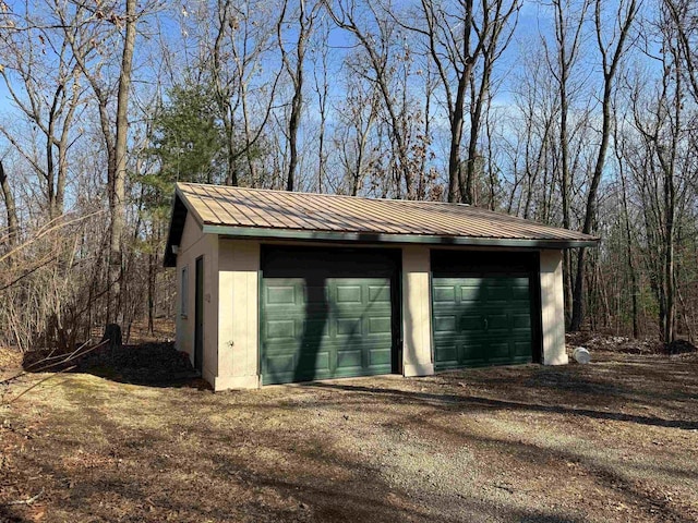 view of detached garage