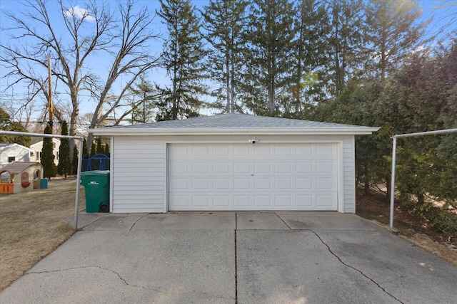 view of detached garage