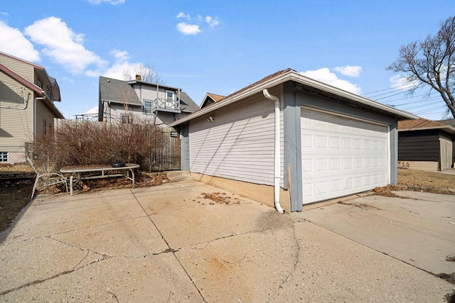 view of detached garage