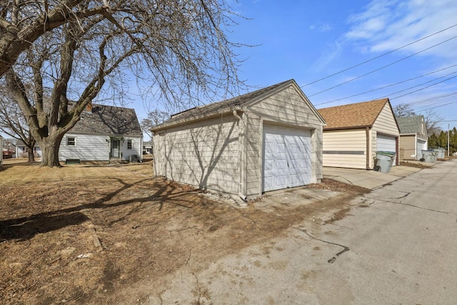 view of detached garage