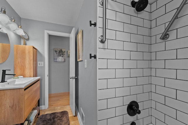 full bath featuring visible vents and vanity