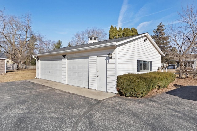 view of detached garage