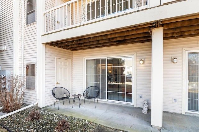 exterior space featuring a balcony